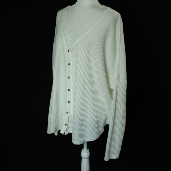 Urban Outfitters ; Out From Under | White Jojo Oversize Thermal Button Front | L - Picture 4 of 14